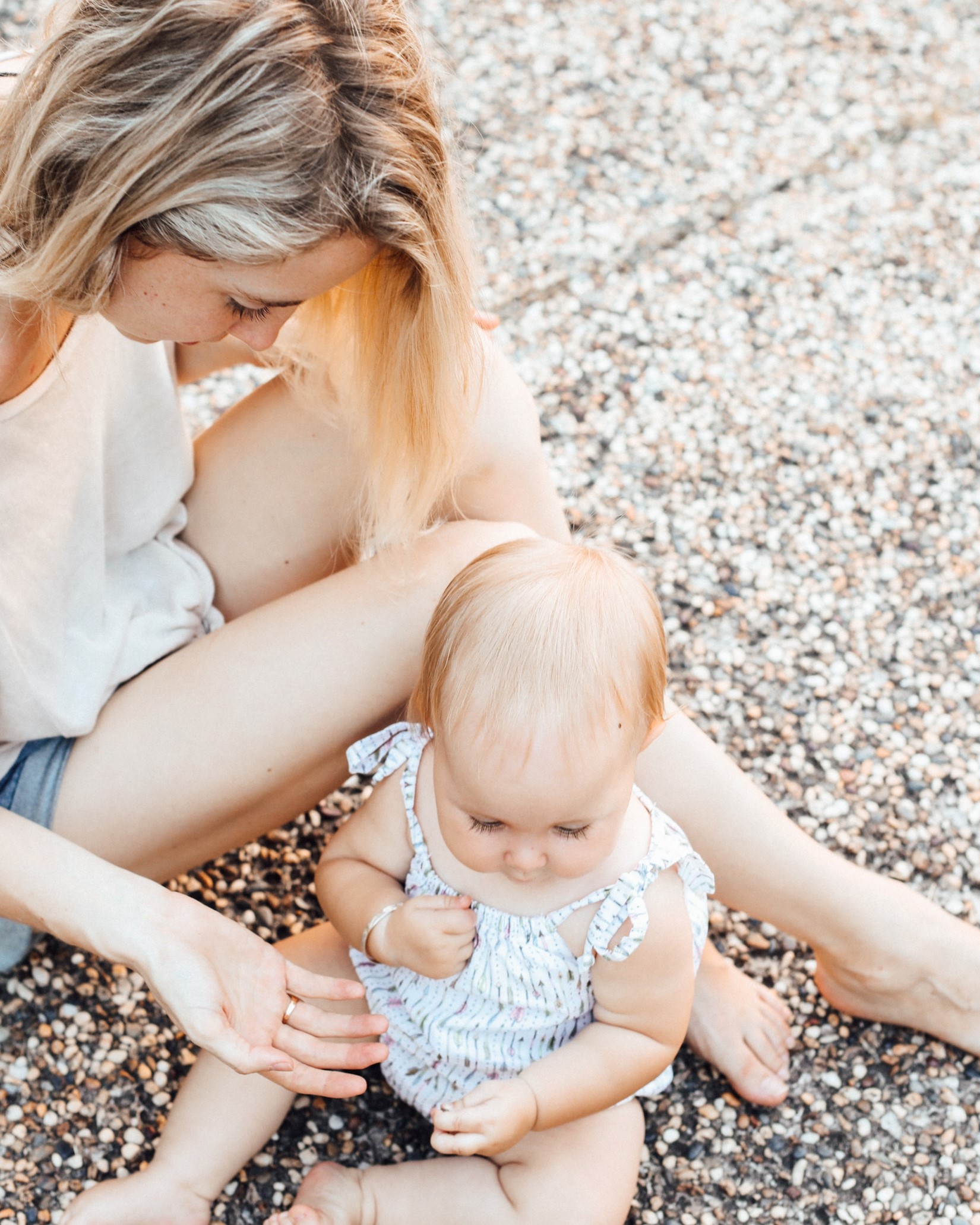 jeune maman avec son bébé